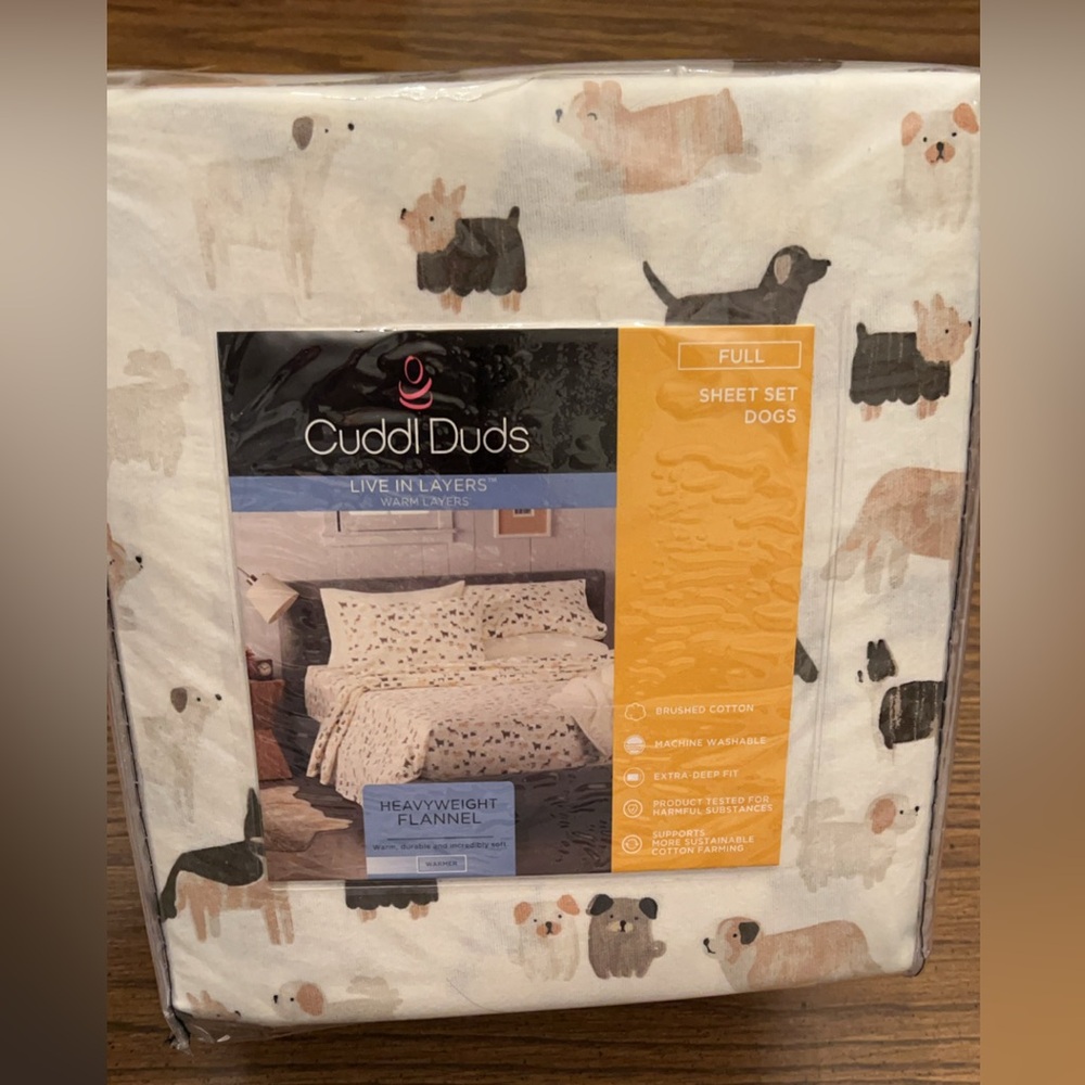 Full (bedding) “Dogs” Sheet Set - NWT
